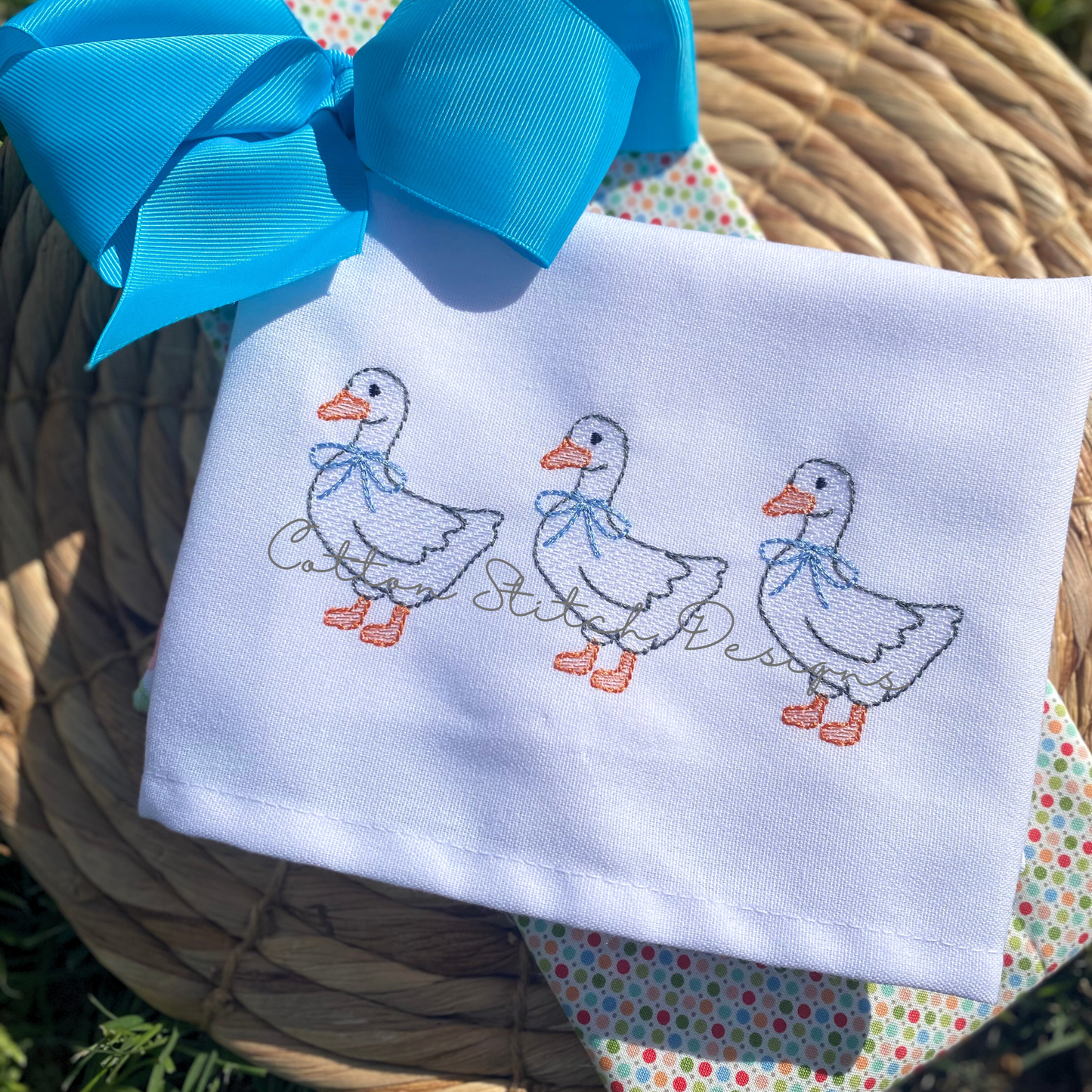 Goose with Bow Trio Embroidery Design
